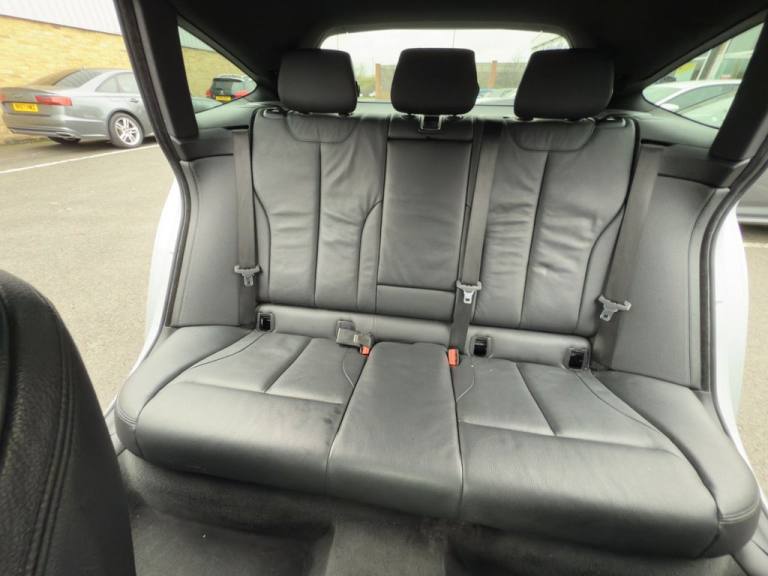 2018 BMW 3 Series 320d xDrive M Sport 5dr Step Auto [Business Media] HATCHBACK DIESEL Automatic