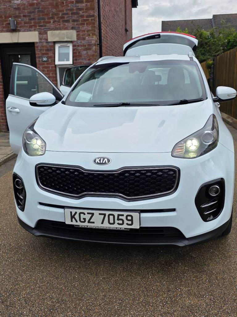 Kia, SPORTAGE, Estate, 2016, Manual, 1685 (cc), 5 doors