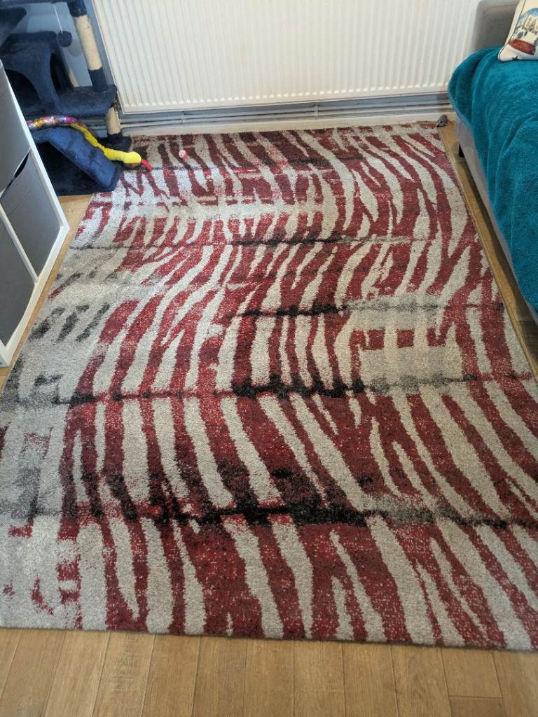 Area rug