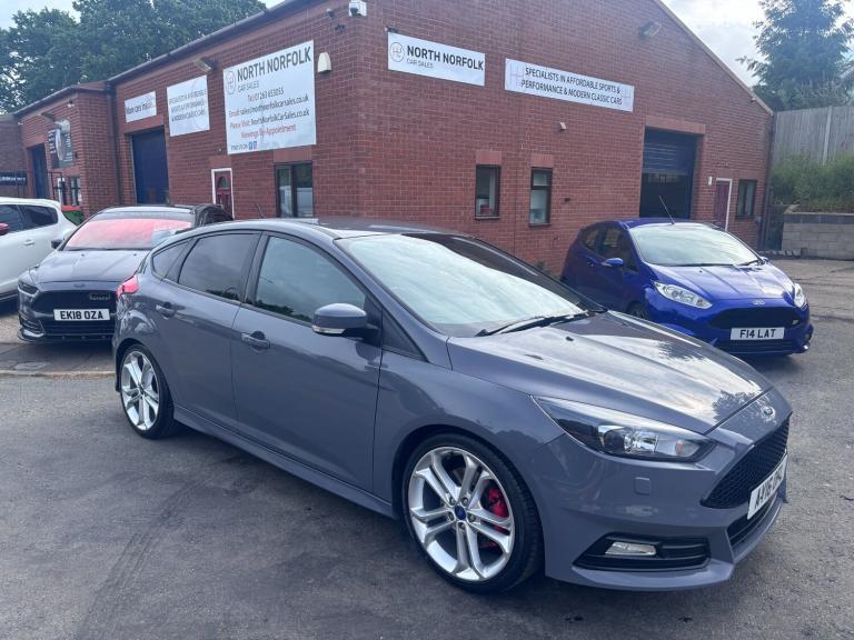 2016 Ford Focus 2.0T EcoBoost ST-3 5dr HATCHBACK Petrol Manual