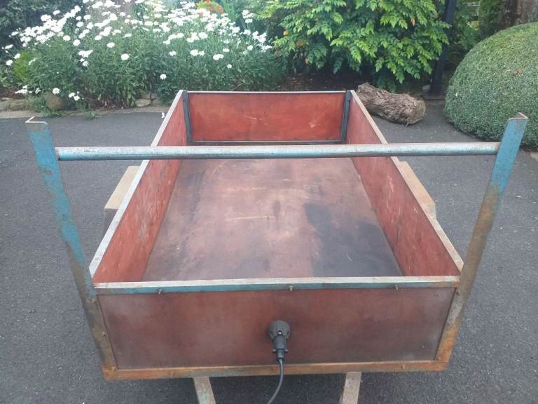 Car trailer - 6.5 feet x 4 feet