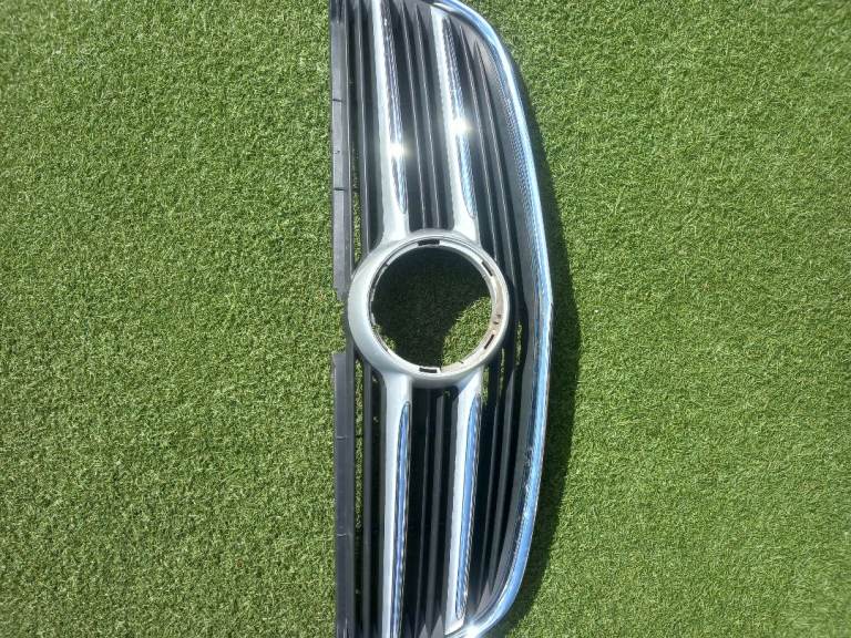 Mercedes V Class W447 Front Bumper Grill 2015 TO 2020 A4478880123 Genuine MB Part