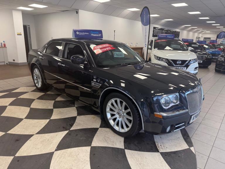 2010 Chrysler 300C 3.0 V6 CRD SRT 4dr Auto SALOON Diesel Automatic