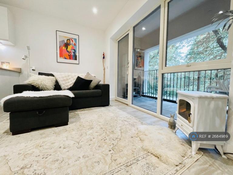 image for 1 bedroom flat in Richard Tress Way, London, E3 (1 bed) (#2684989)