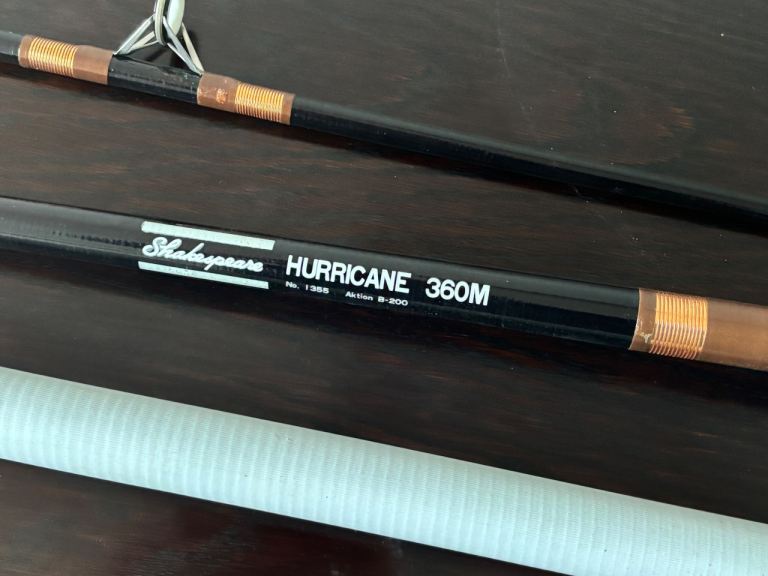 Shakespeare hurricane 360M Beachcaster fishing rod