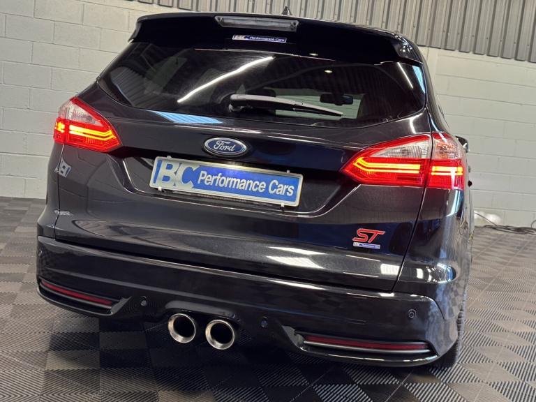 FORD FOCUS 2.0 T EcoBoost ST-3 Black Manual Petrol 2013