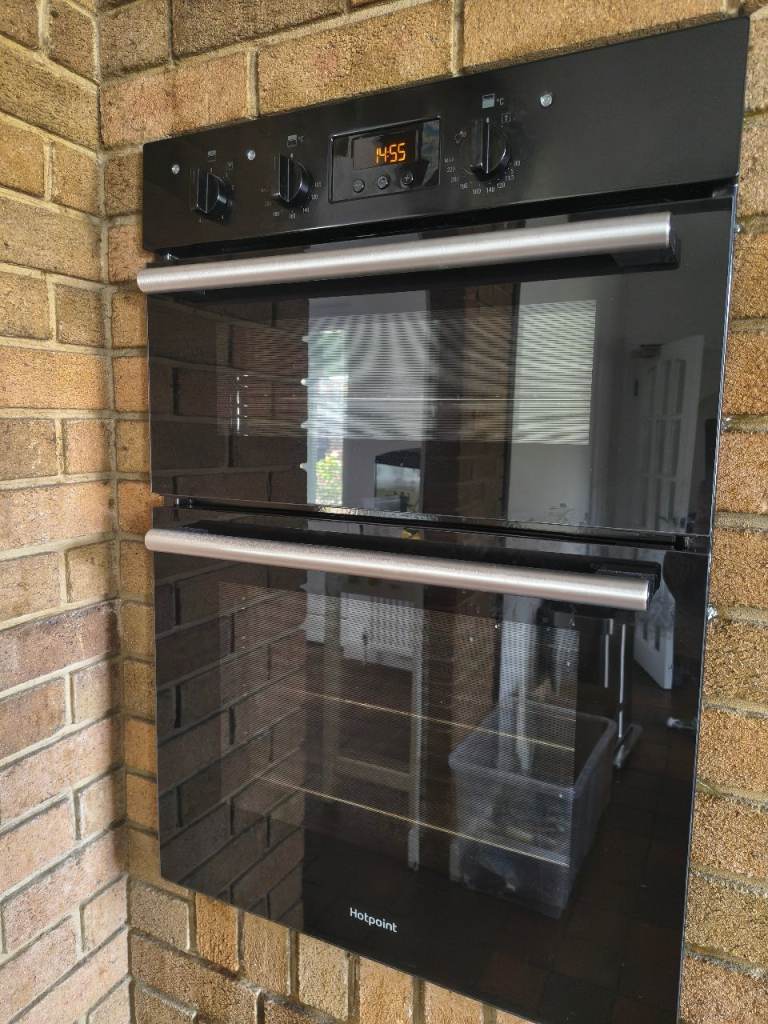 Hotpoint oven