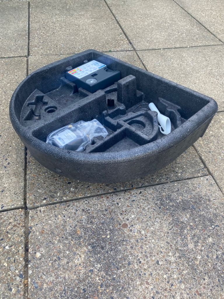 Ford fiesta 2014 spare wheel foam and puncture repair kit