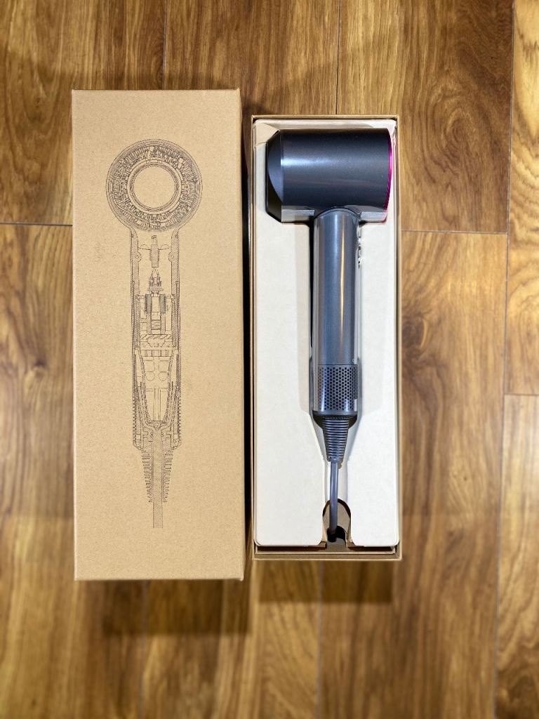 Dyson supersonic hairdryer 