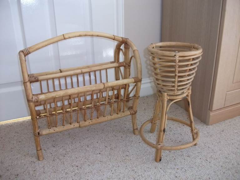 CANE MAGAZINE RACK AND PLANT POT STAND