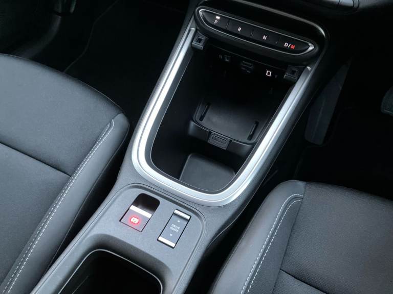 2025 Jeep Avenger 1.2 e-Hybrid Summit 5dr DCT Hatchback PETROL Automatic