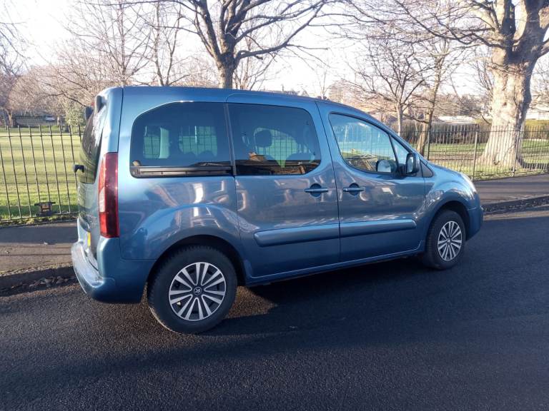 Peugeot, PARTNER TEPEE, MPV, 2017, Manual, 1560 (cc), 5 doors