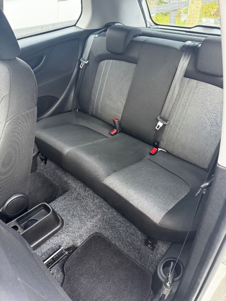 Fiat, PUNTO, Hatchback, 2015, Manual, 1242 (cc), 3 doors