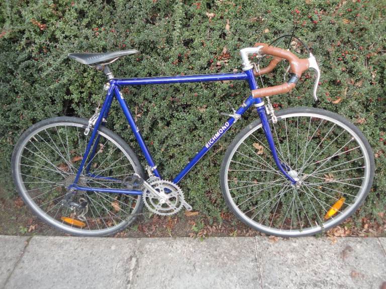 Vintage Richmond road bike, 23 inch frame, 28 inch wheels, 10 gears, working order