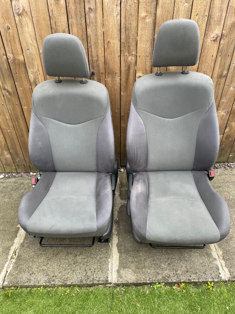 Toyota Prius Plus 7 seats 