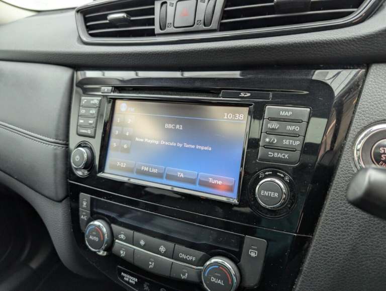 2017 Nissan X-Trail 2.0 dCi Tekna SUV 5dr Diesel Manual 4WD Euro 6 (s/s) (177 ps) HEATED FRONT  E...