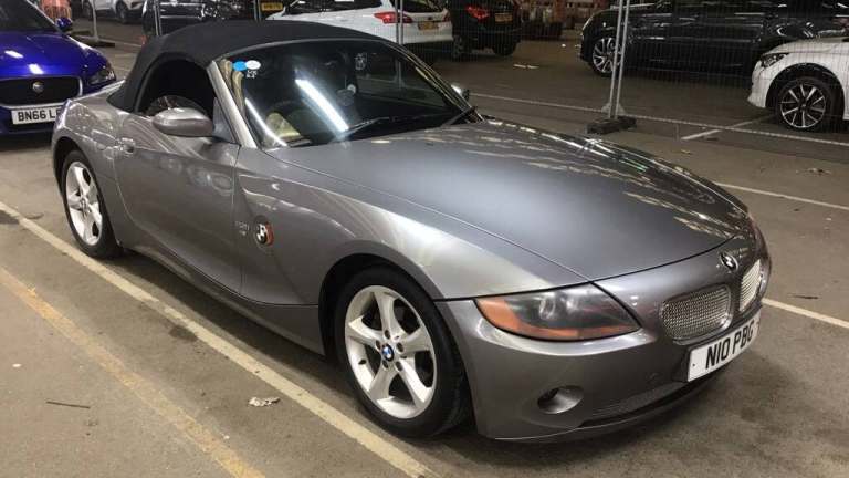 2004 BMW Z4 2003  2.2i SE CONVERTIBLE 6 CYLINDER FULL LETHER SERVICE HISTORY CONVERTIBLE Petrol M...