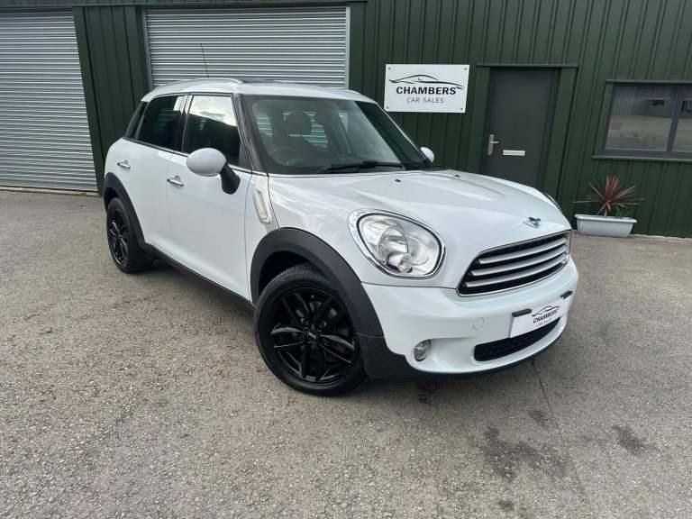 2013 MINI Countryman 1.6 Cooper D Euro 5 (s/s) 5dr HATCHBACK Diesel Manual