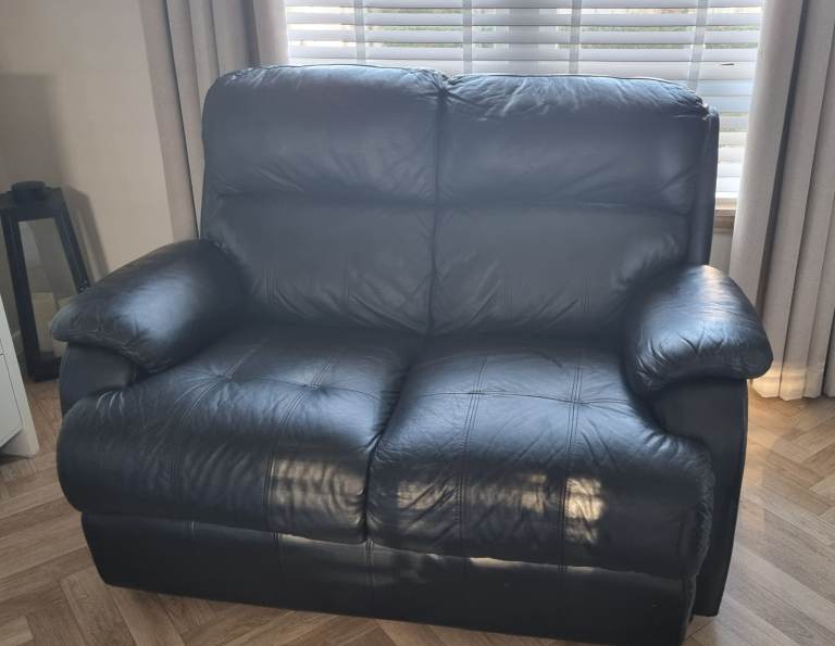 Black Leather Recliner Sofa Set – Good Condition