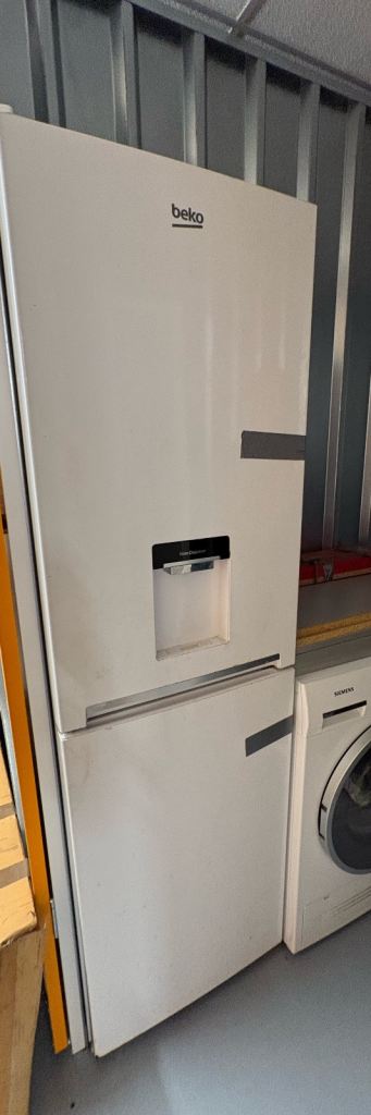 Beko Frost Free Fridge Freezer – Ideal Spare/Garage/Christmas Fridge – £90 ONO