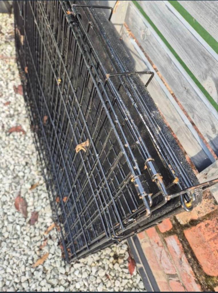 Dog crate