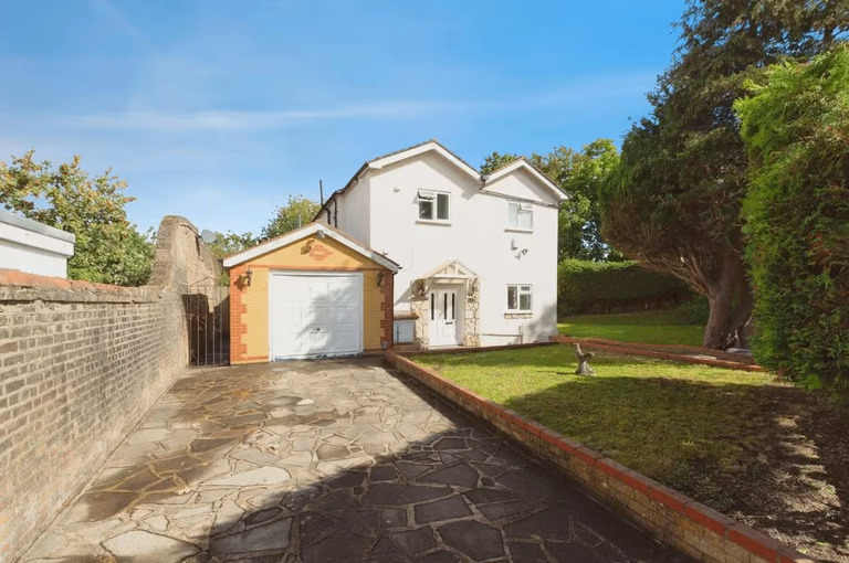 Spacious & Cosy double Room for Rent CR0 1JT