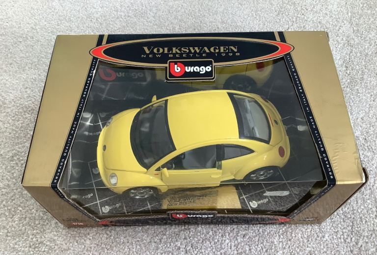 Volkswagen New Beetle 1/18 Diecast Model Car