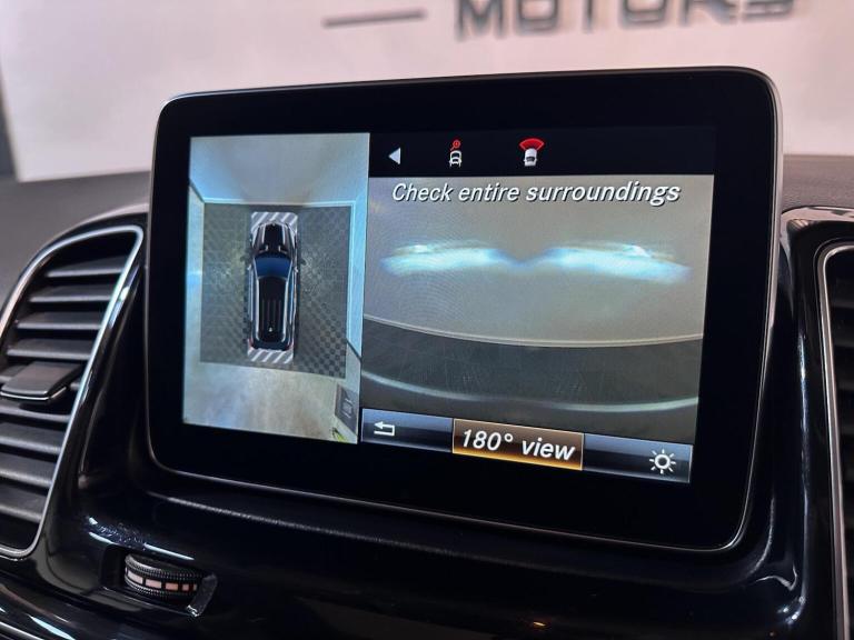 MERCEDES-BENZ GLE CLASS 3.0 GLE350d V6 AMG Line (Premium) G-Tronic 4MATIC Euro