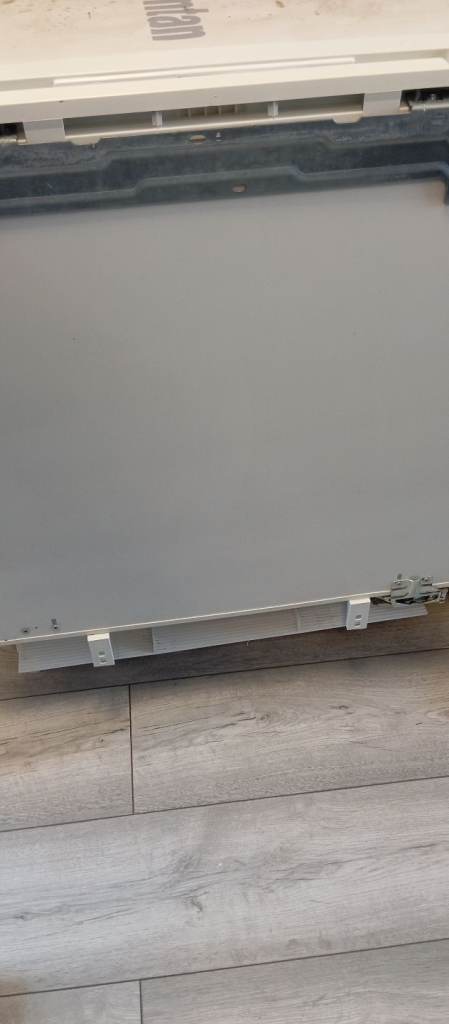 Neff integrated under counter freezer in good working order 