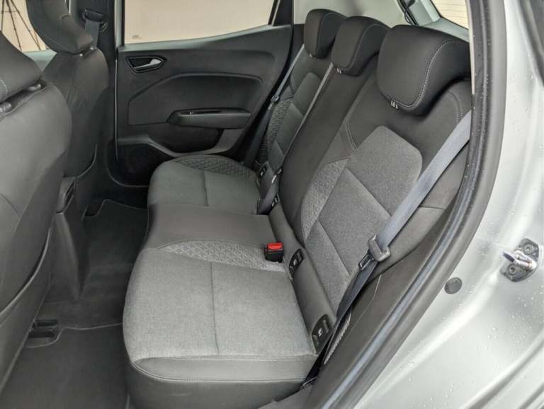 2022 Renault Clio 1.6 E-TECH Iconic Hatchback 5dr Petrol Hybrid Auto Euro 6 (s/s) (140 ps) NA HAT...