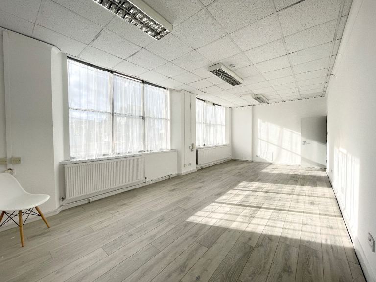 Offices/Studios (190 - 334 sqft) in Kentish Town/Camden
