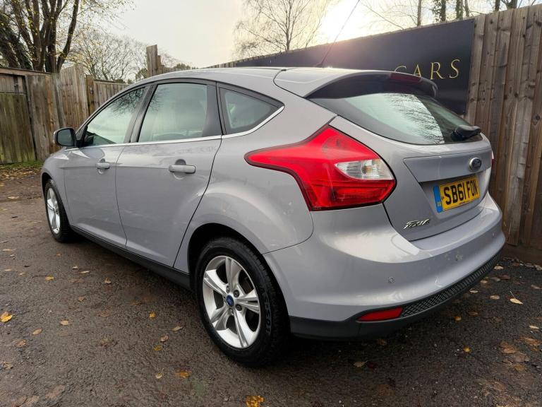 2012 Ford Focus 1.6 Zetec Euro 5 5dr HATCHBACK Petrol Manual