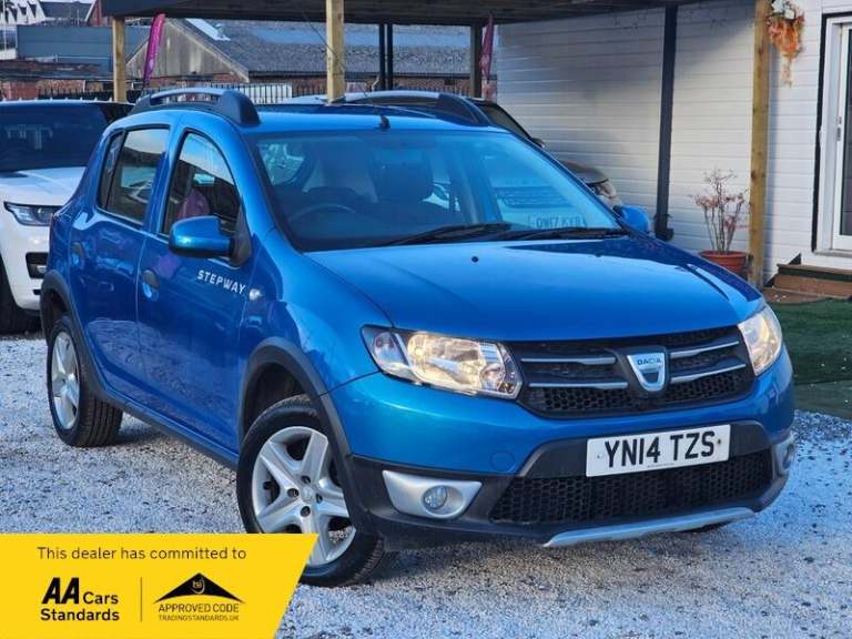 2014 Dacia Sandero Stepway 1.5 dCi Laureate Euro 5 5dr HATCHBACK Diesel Manual