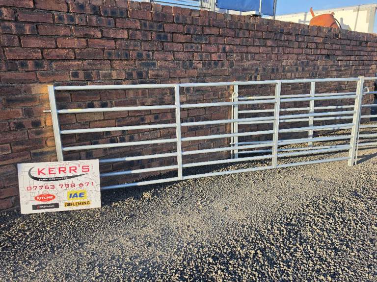Two x new 10ft sheep hurdles comes with pins tractor farm livestock 