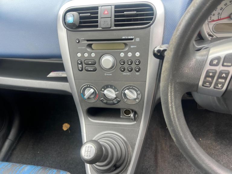 2011 Vauxhall Agila 1.0 12V ecoFLEX S 5dr HATCHBACK PETROL Manual - Image 3