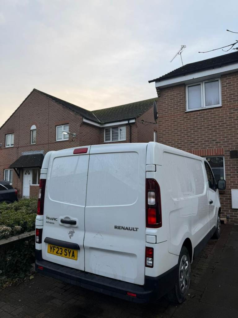 Renault, TRAFIC, Panel Van, 2023, Manual, 1997 (cc)