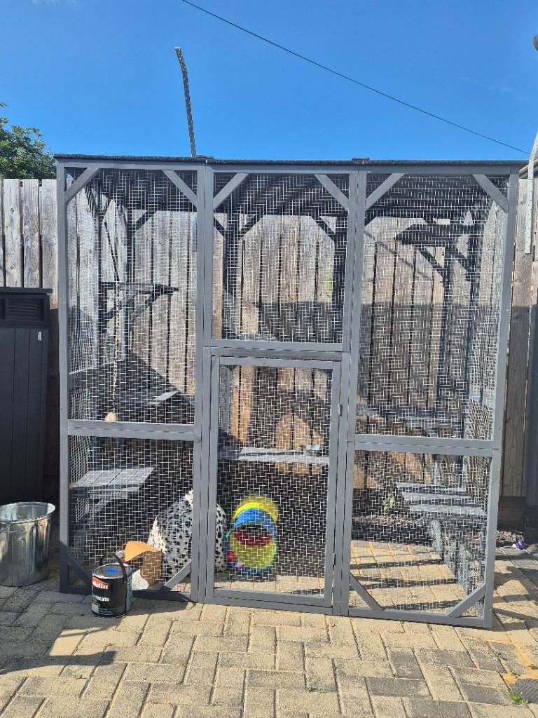 Brand new catio 