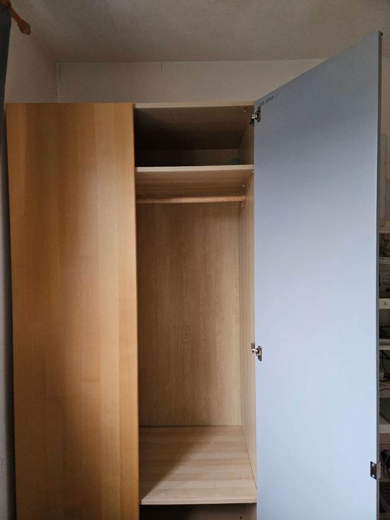Ikea pax wardrobe with single mirror door