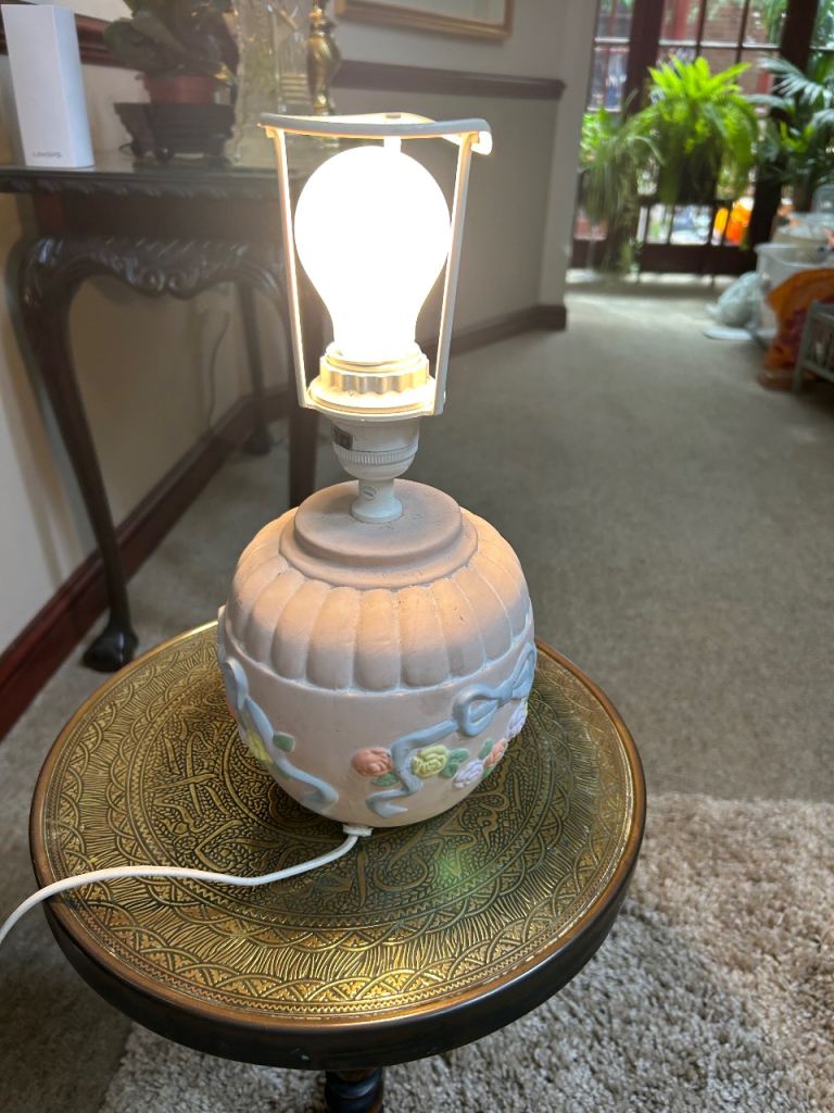 Vintage Ceramic Floral Table Lamp Pink Roses Cottage Shabby Chic Working