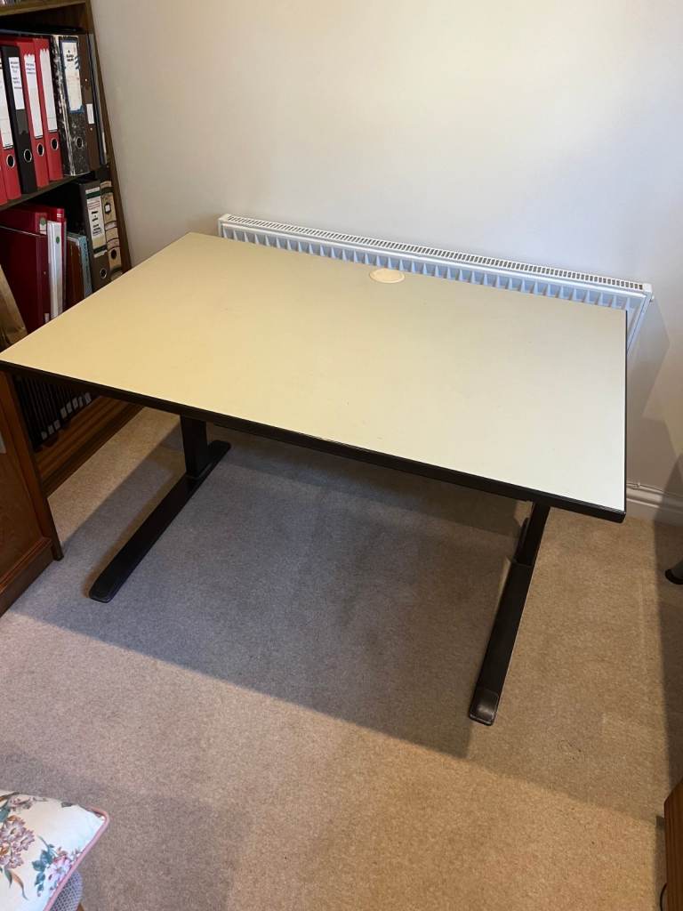 Large Computer Desk with Strong Metal Legs