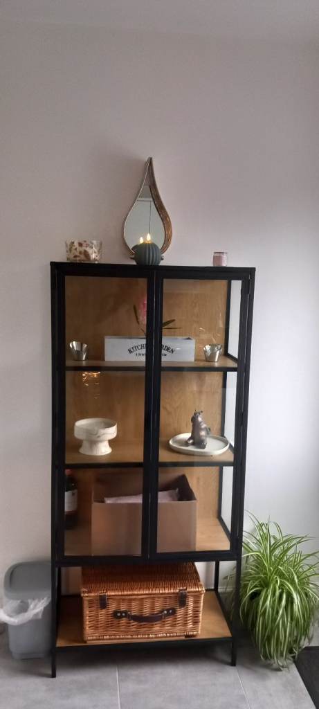 Small display unit
