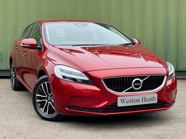 2016 Volvo V40 2.0 D2 Momentum Nav Plus Hatchback 5dr Diesel Manual Euro 6 (s/s) (120 ps) Hatchba...
