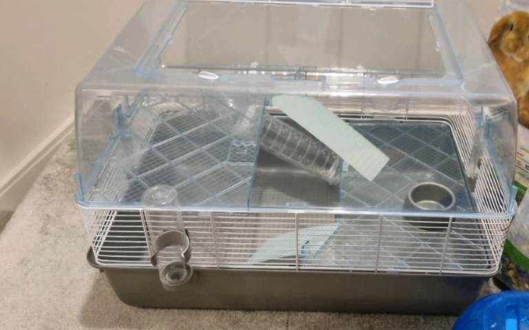 Hamster cage
