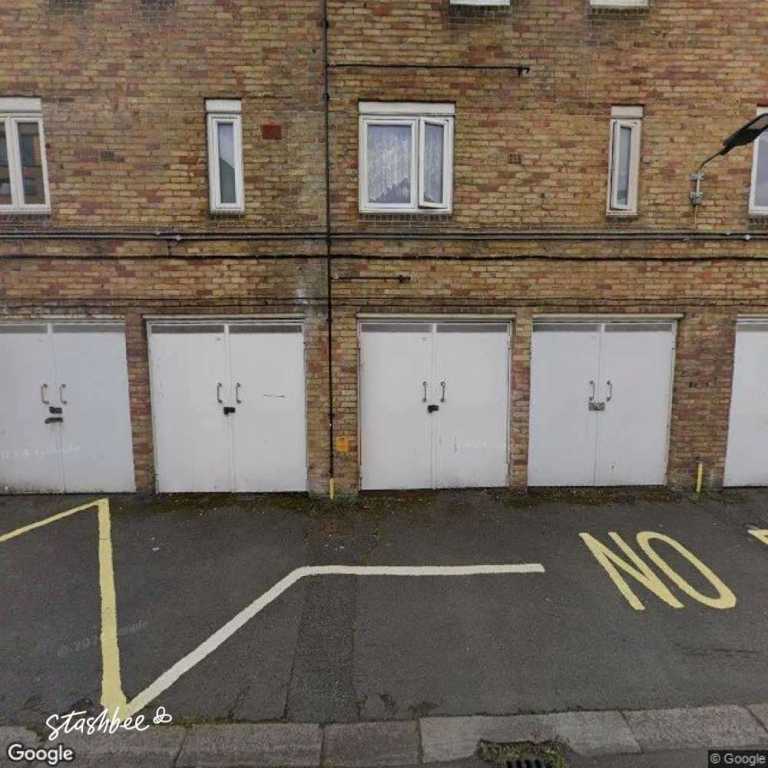 Garage to rent in London (SE16) | Stashbee