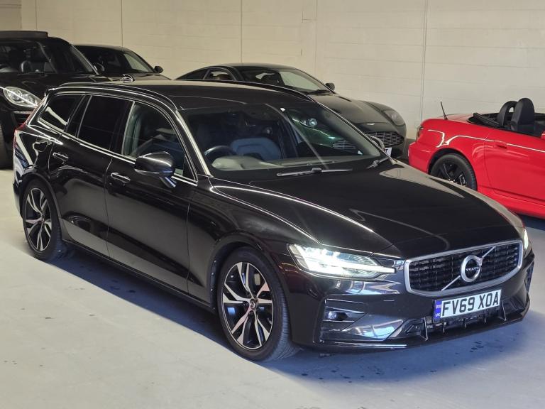 VOLVO V60 2.0 R-Design Plus T5 2019