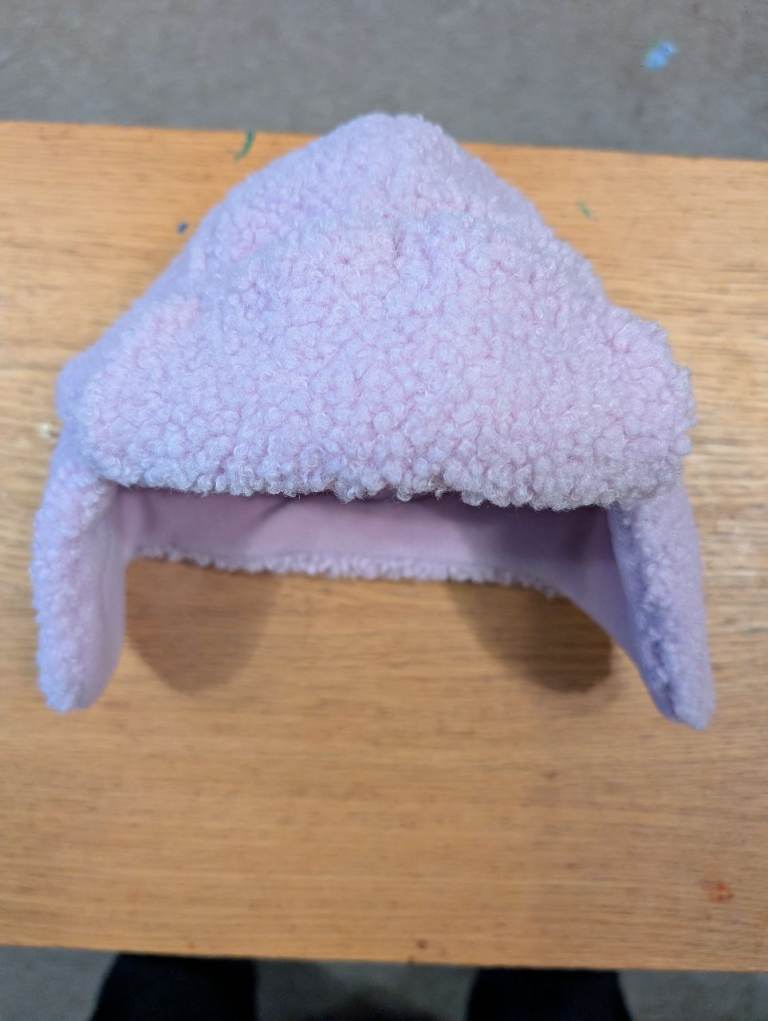 Stylish Baby Girl 3 To 5 Yrs Pink Soft Wool Tu Hat Like New 