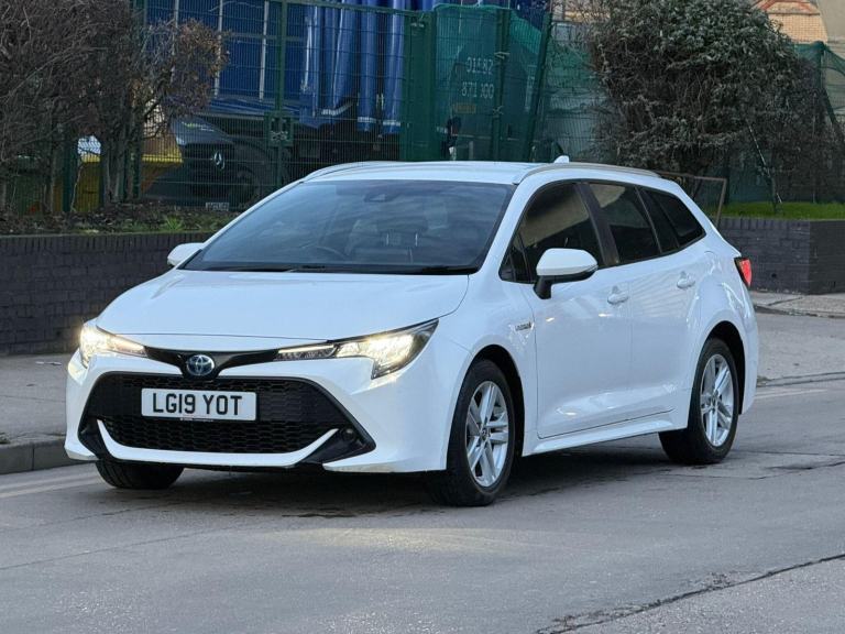 2019 Toyota Corolla 1.8 VVT-h Icon Touring Sports CVT Euro 6 (s/s) 5dr ESTATE Pe