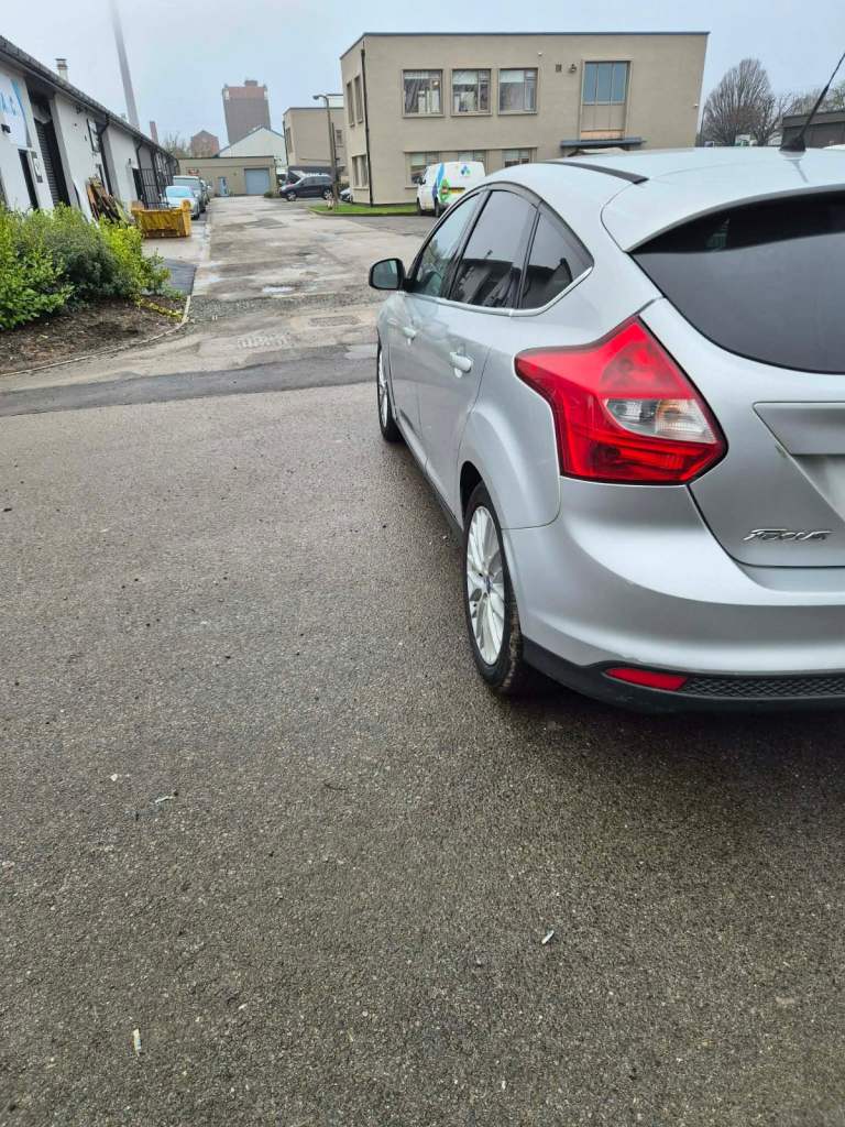 Ford, FOCUS, Hatchback, 2011, Manual, 1560 (cc), 5 doors