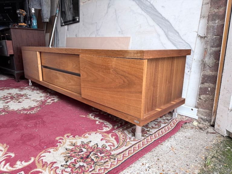 image for Sideboard (dwell)