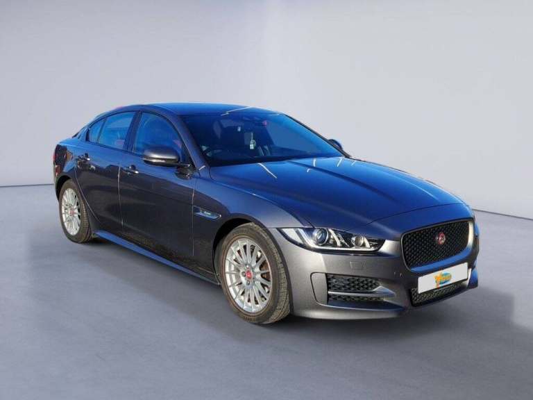 2016 Jaguar XE 2.0d R-Sport Saloon 4dr Diesel Auto Euro 6 (s/s) (163 ps) Saloon Diesel Automatic